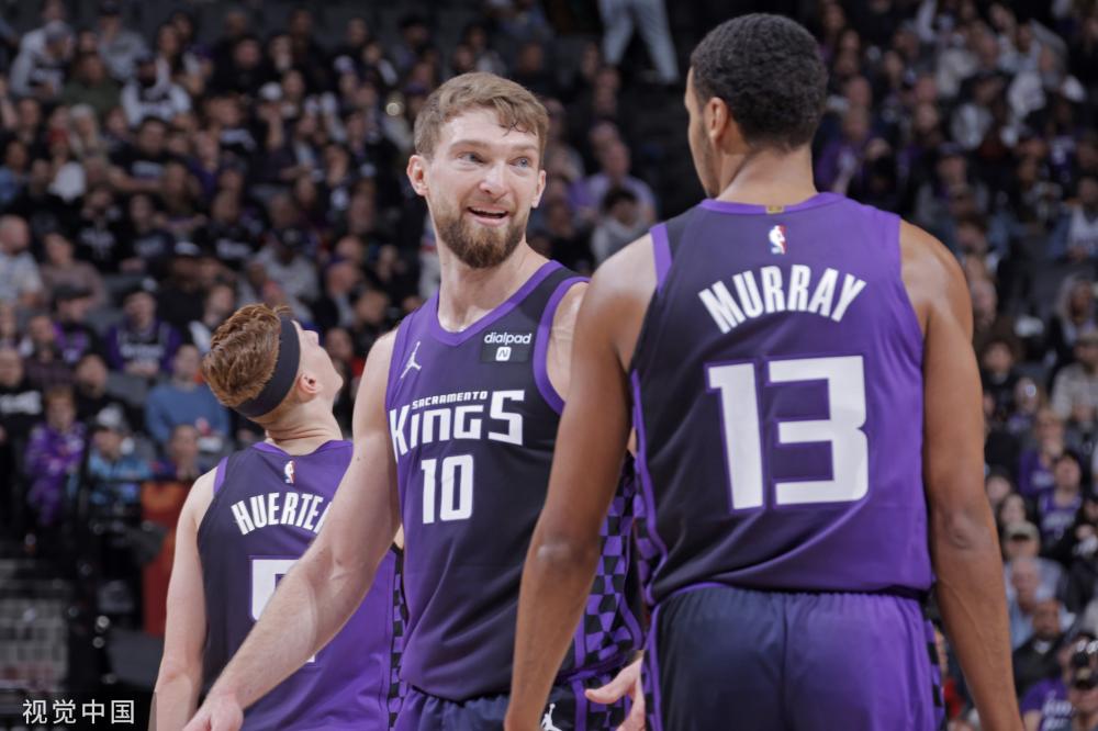 在这个篮球 在这个篮球