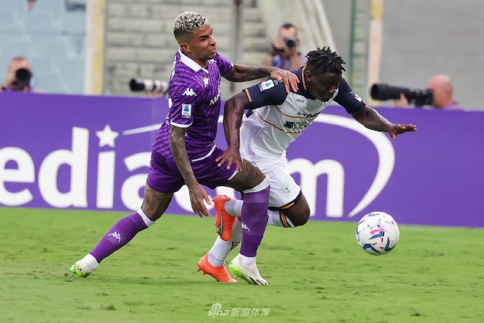 即便他表现 即便他表现