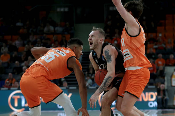 高效表现 高效表现