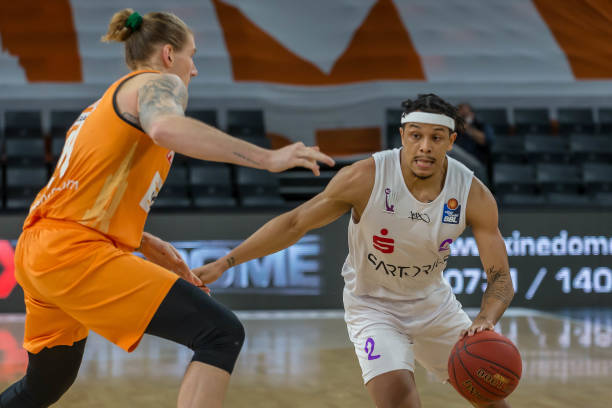 款上做出让 款上做出让